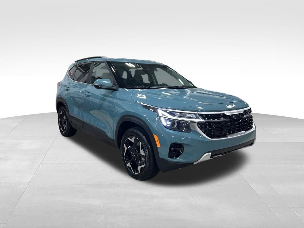Certified 2025 Kia Seltos EX AWD/4WD image 29