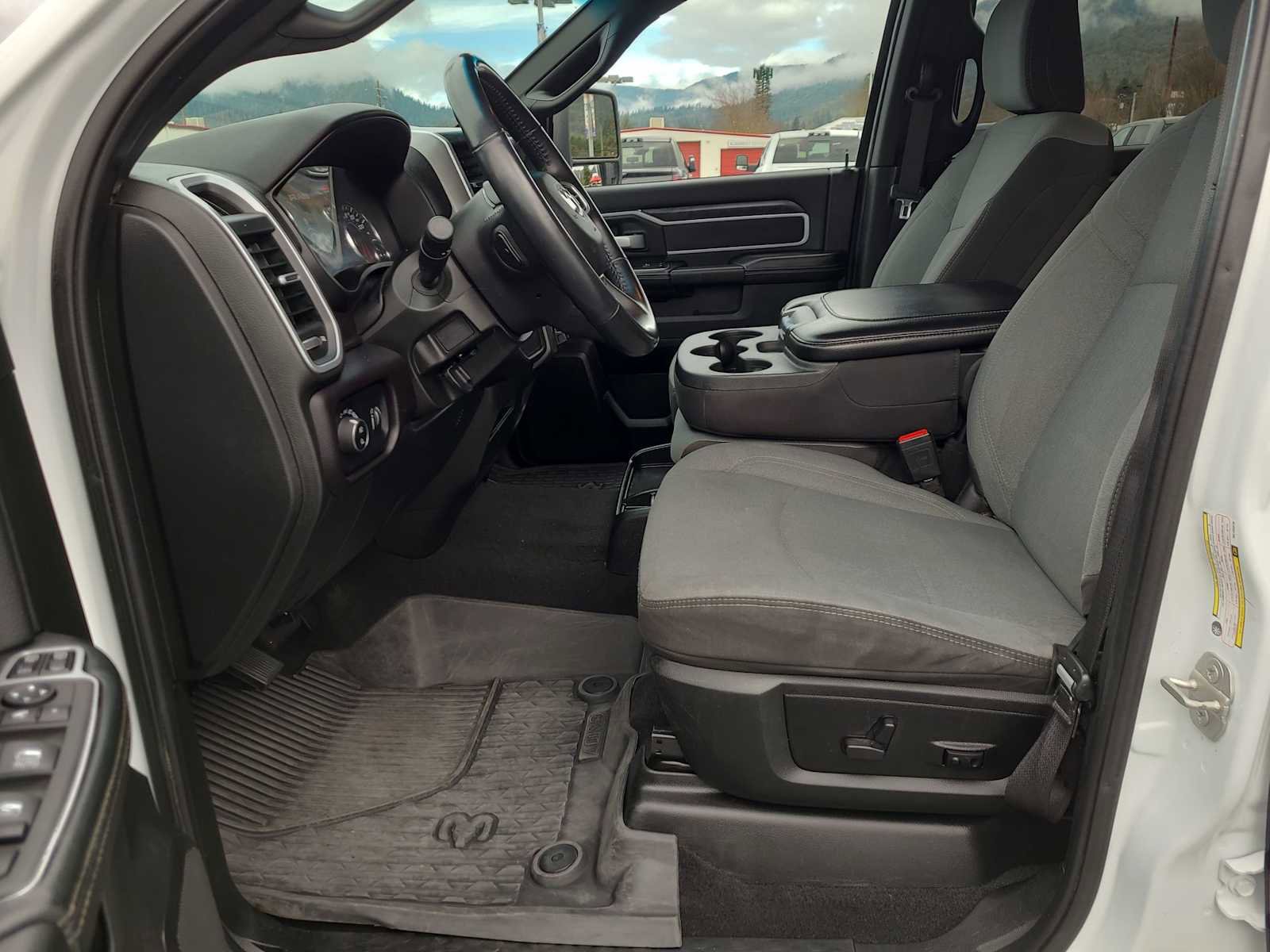 Used 2024 RAM 2500 Big Horn w/ Off Road Package image 19