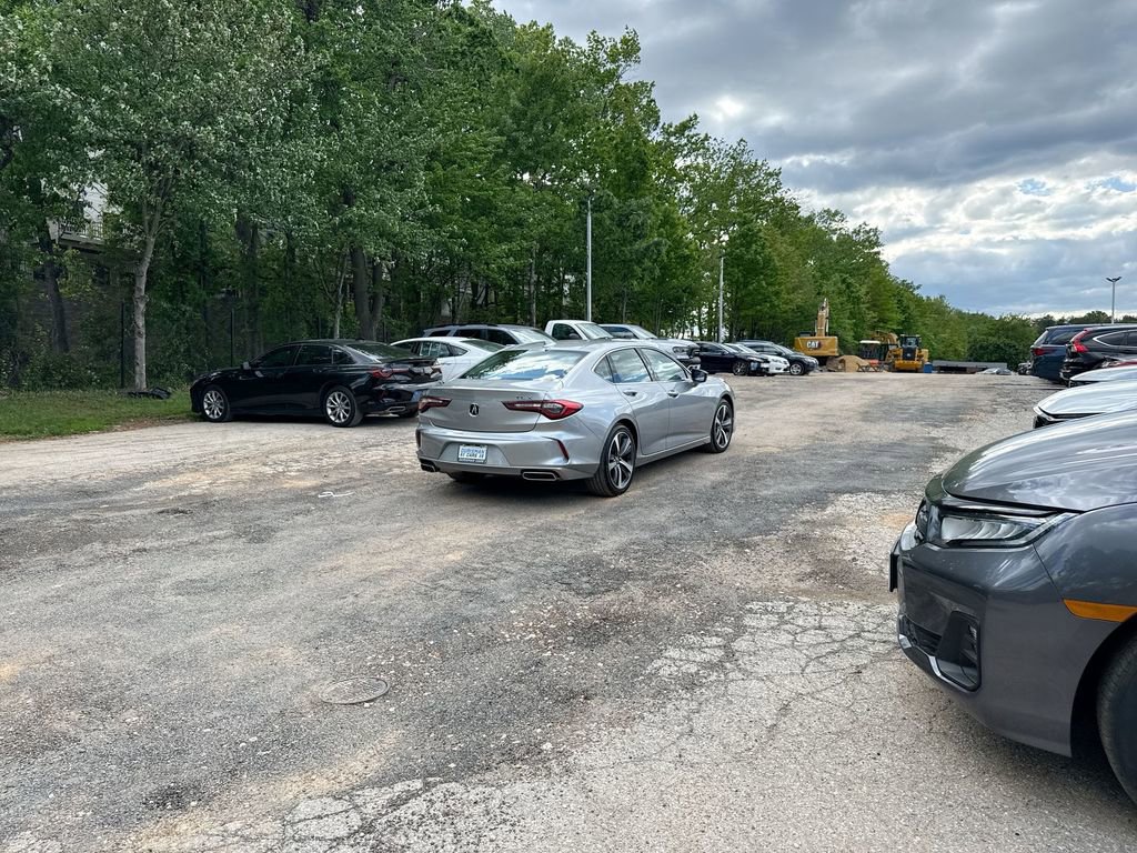 Used 2025 Acura TLX w/ Technology Package FWD image 8