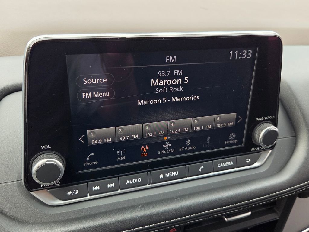 Used 2023 Nissan Rogue S image 20