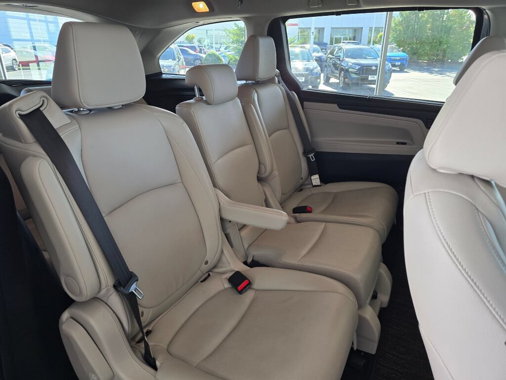 Used 2025 Honda Odyssey EX-L image 36