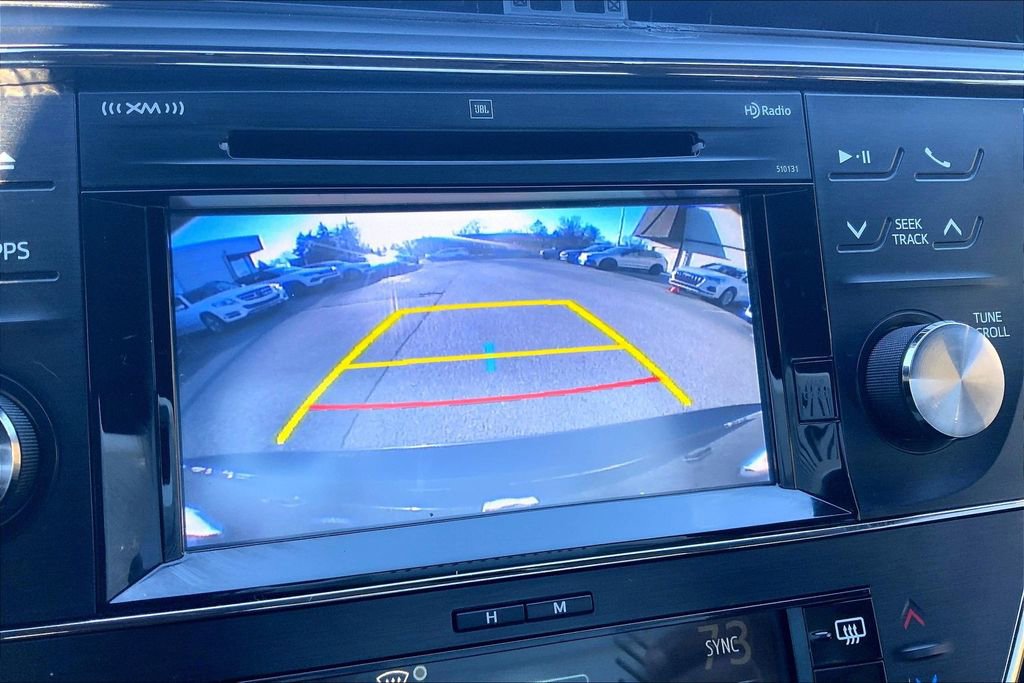 Used 2016 Toyota Avalon Limited image 29