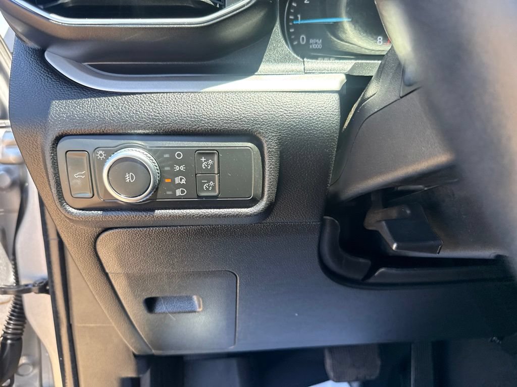 Used 2021 Ford Explorer XLT w/ Equipment Group 202A RWD image 19