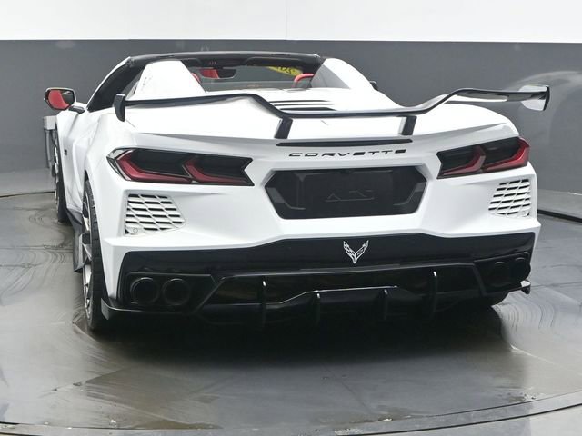 Used 2023 Chevrolet Corvette Stingray Convertible w/ Chrome Exterior Badge Package RWD image 34
