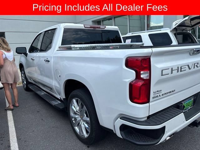 Used 2023 Chevrolet Silverado 1500 High Country w/ High Country Premium Package AWD/4WD image 11