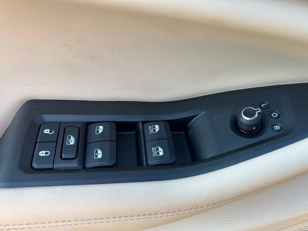 New 2025 Jeep Grand Cherokee Limited image 5