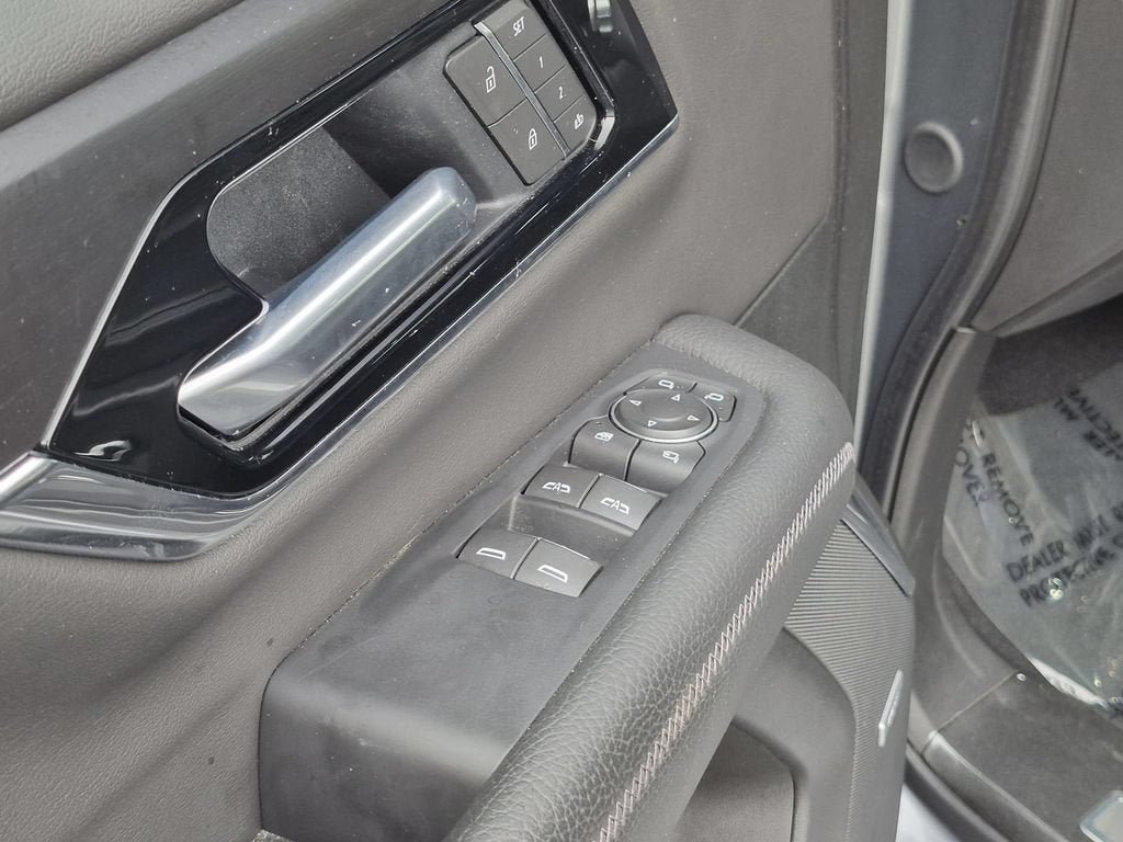 Used 2025 GMC Yukon Denali w/ Sun & Power Step Package AWD/4WD image 27