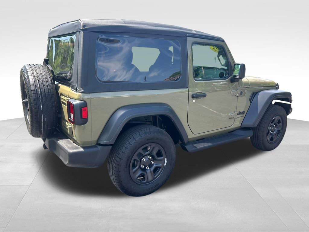 Used 2025 Jeep Wrangler Sport AWD/4WD image 6