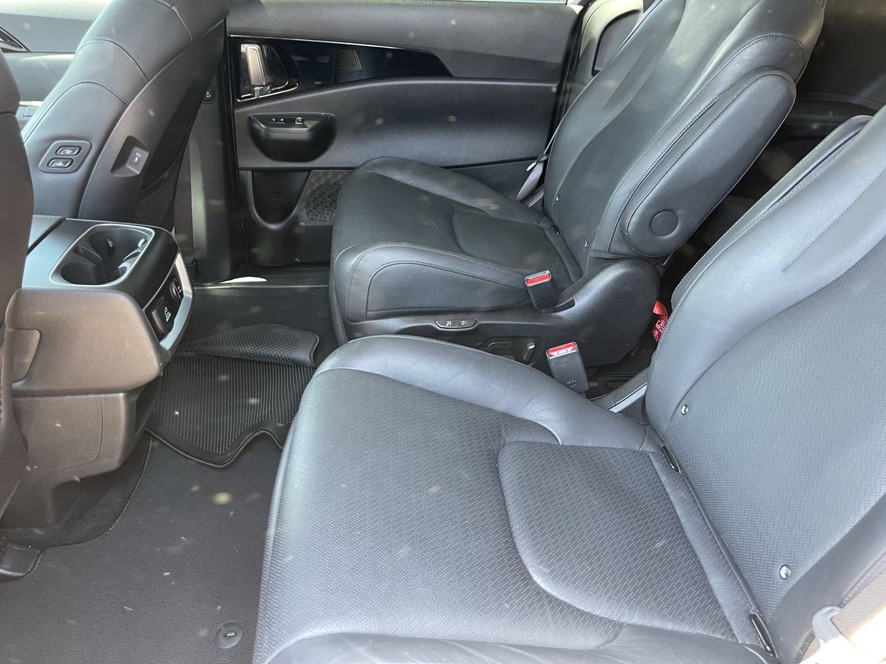 Used 2025 Kia Carnival SX Prestige FWD image 9