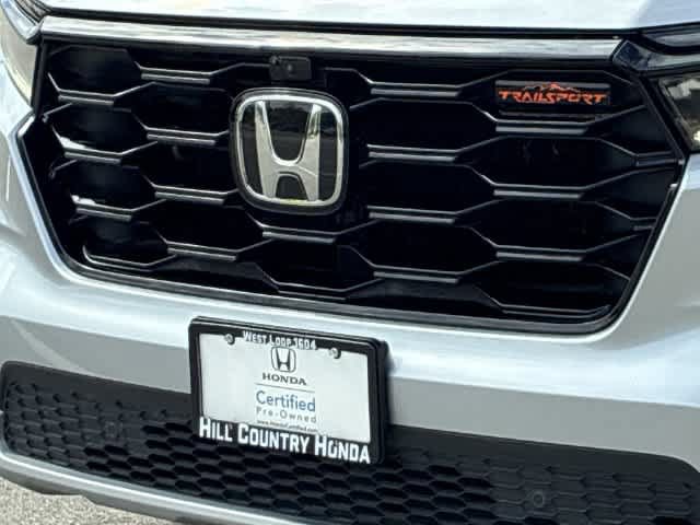 Certified 2025 Honda Pilot TrailSport image 12