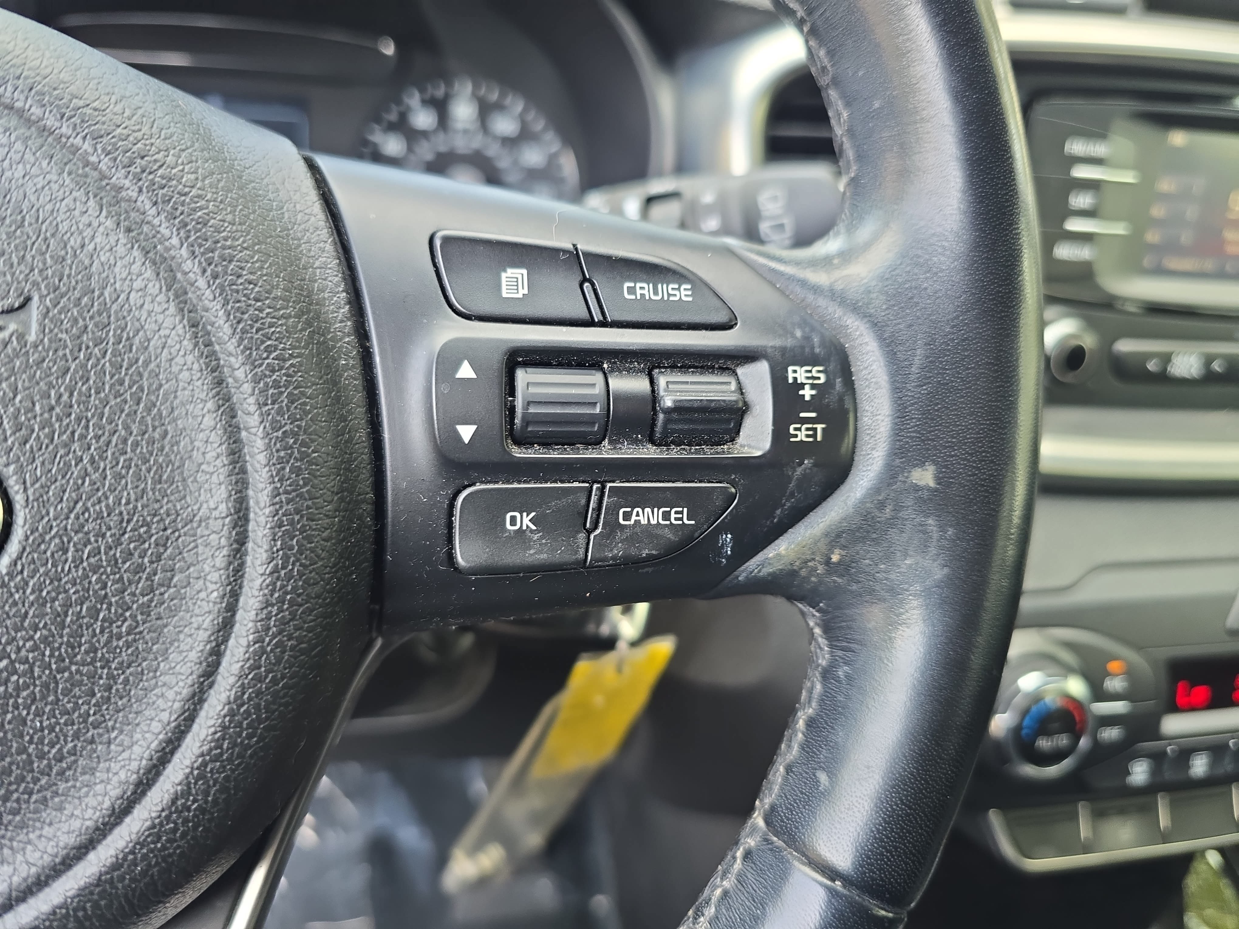 Used 2016 Kia Sorento EX AWD/4WD image 17