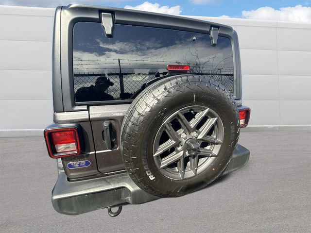 Used 2025 Jeep Wrangler Unlimited Sport AWD/4WD image 4