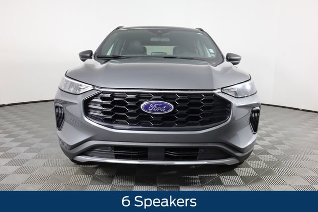 New 2026 Ford Escape ST-Line w/ Cold Weather Package image 9