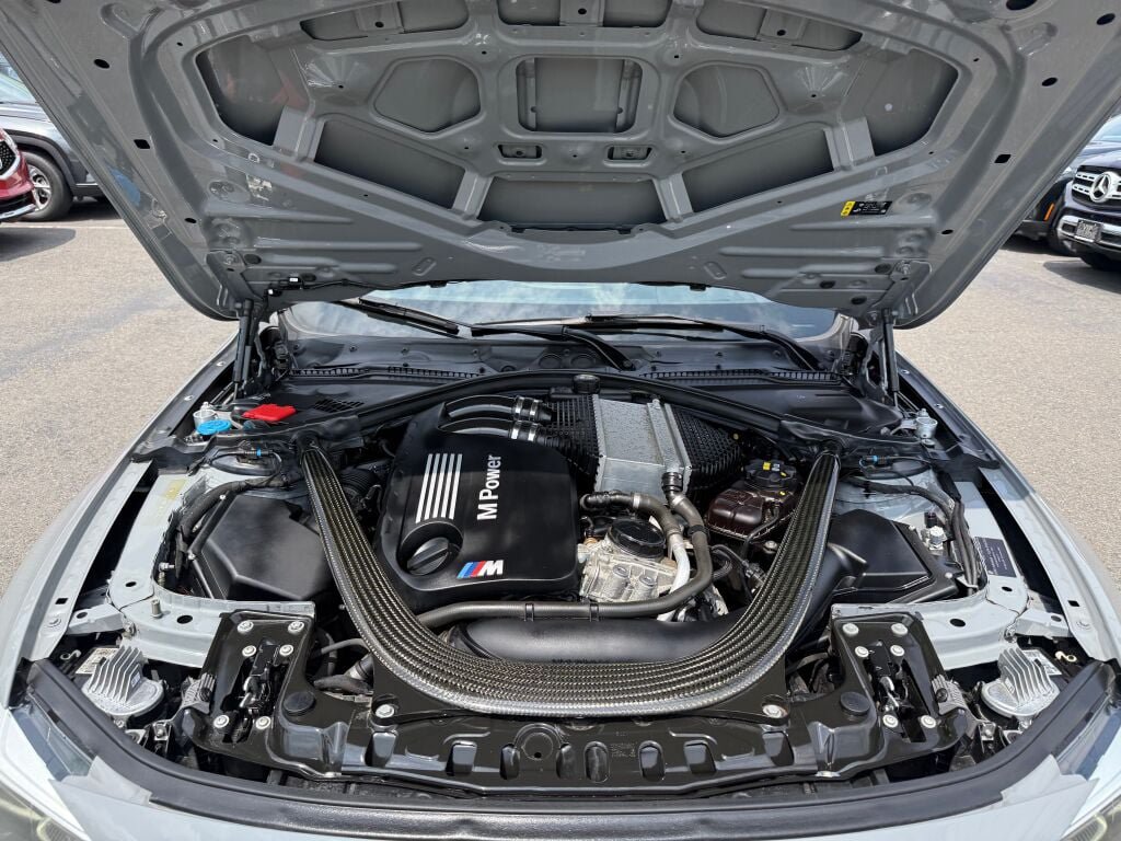 Used 2020 BMW M4 Convertible w/ Competition Package RWD image 40