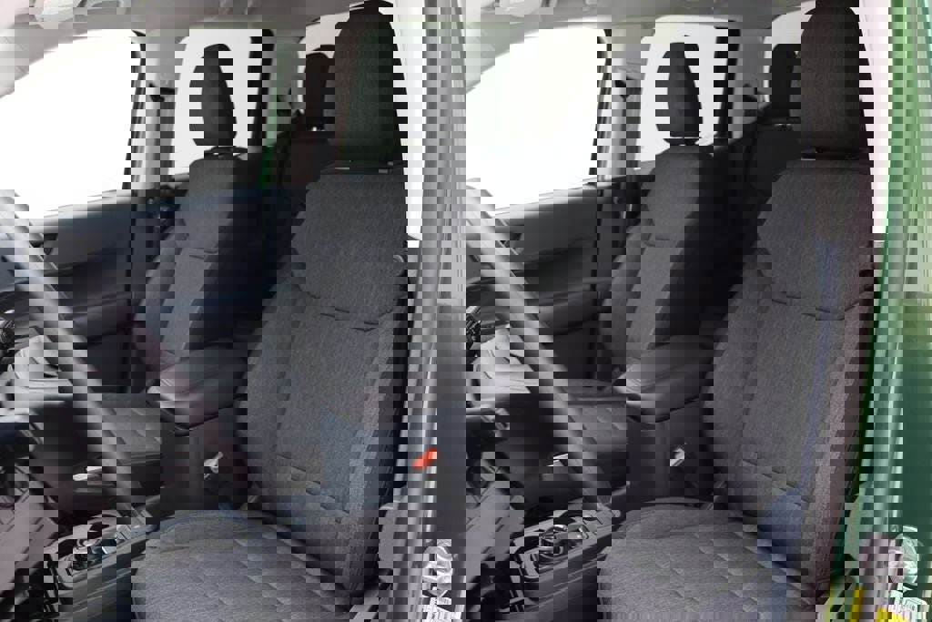 Used 2025 Ford Maverick XLT w/ Black Appearance Package image 19