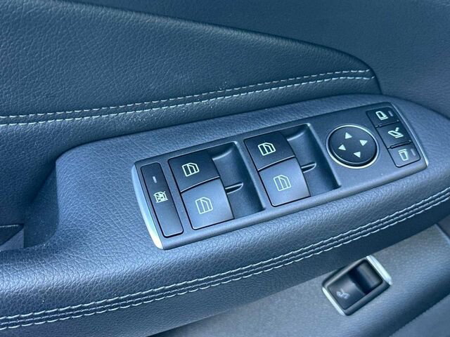 Used 2016 Mercedes-Benz GLE 300d GLE 300d 4D Sport Utility 4MAT image 14