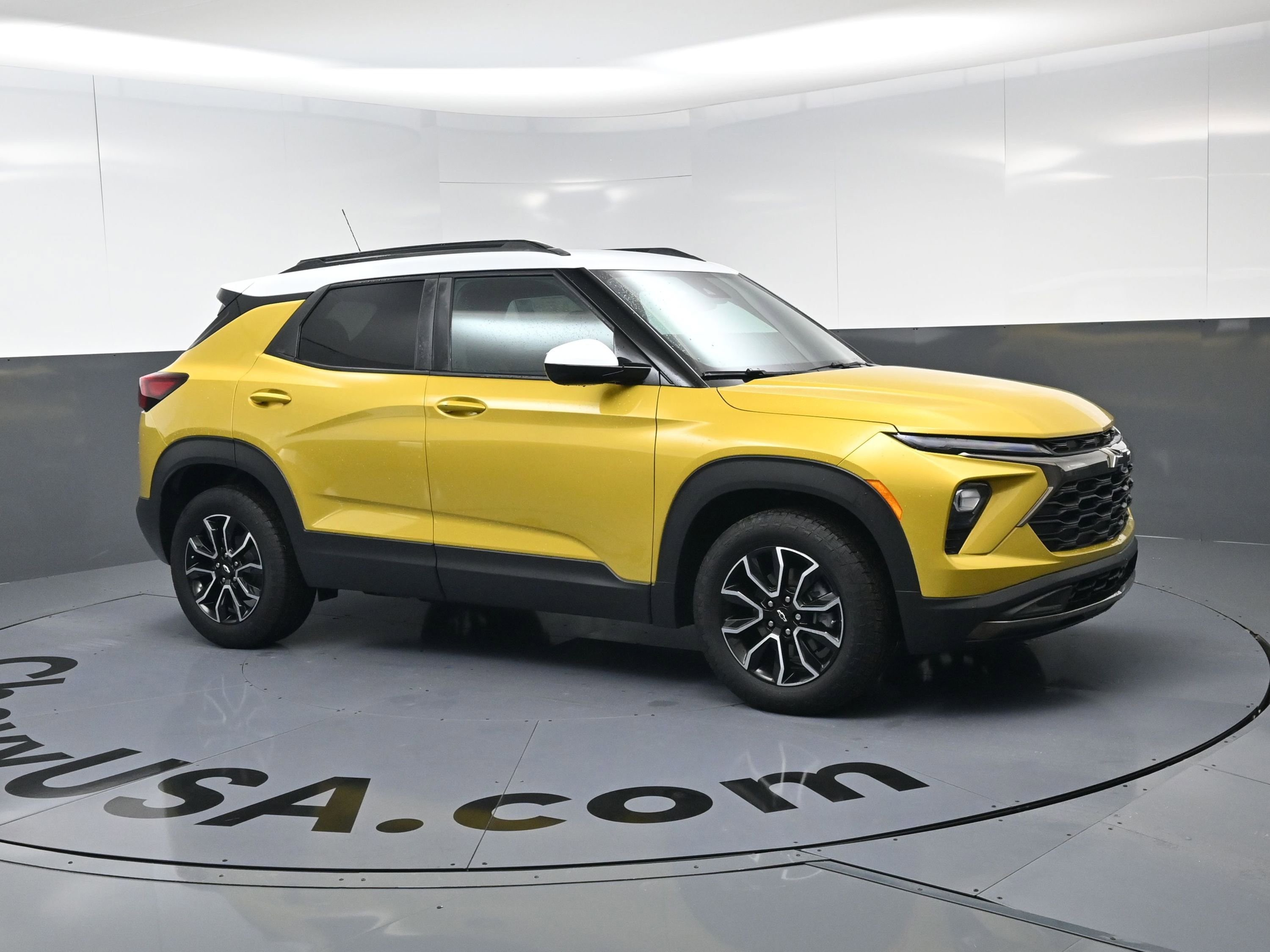 New 2025 Chevrolet TrailBlazer ACTIV w/ Convenience Package image 2