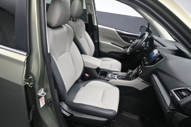 Used 2020 Subaru Forester Limited AWD/4WD image 29