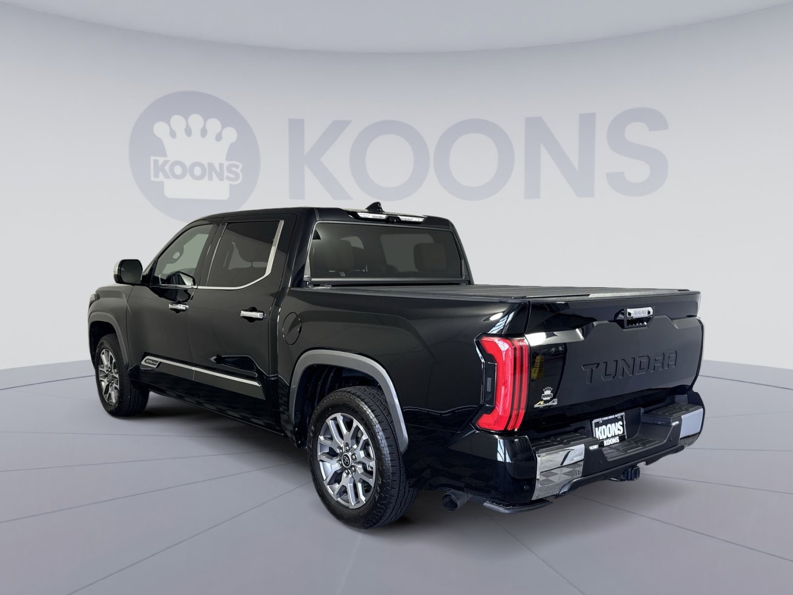 Used 2022 Toyota Tundra 1794 Edition w/ Advanced Package AWD/4WD image 4