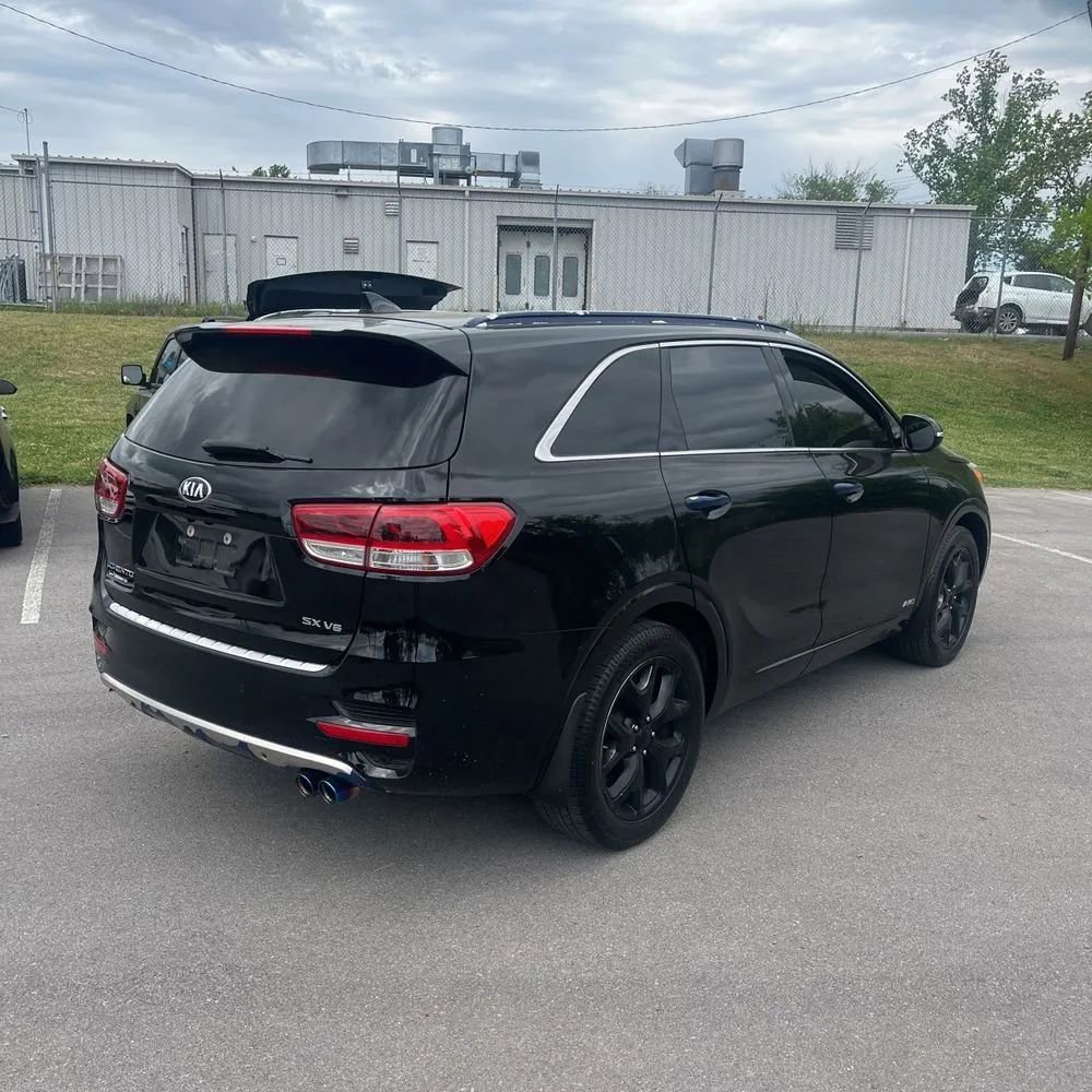 Used 2017 Kia Sorento SX AWD/4WD image 8