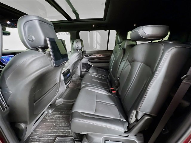 Used 2022 Jeep Wagoneer Series III w/ Premium Group I image 24