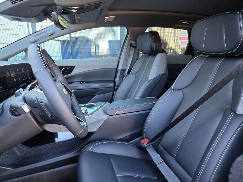 New 2025 Cadillac Optiq Sport 1 image 28