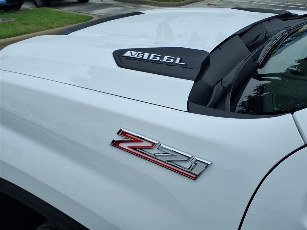 New 2026 Chevrolet Silverado 2500 Custom w/ Custom Value Package AWD/4WD image 14