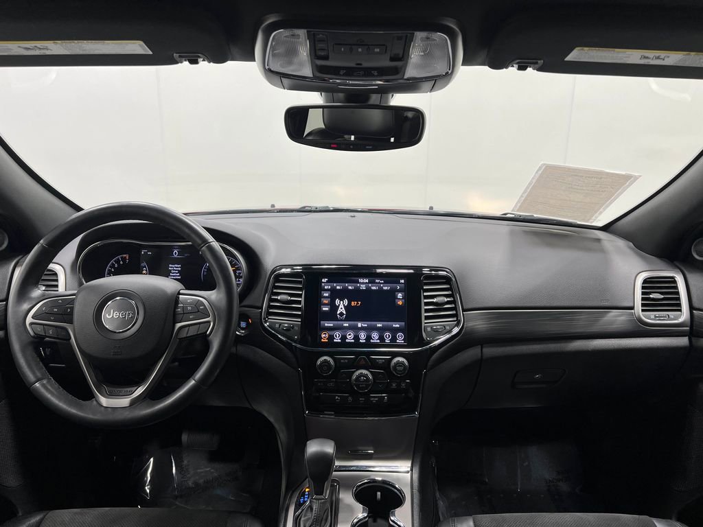 Used 2019 Jeep Grand Cherokee Altitude image 20