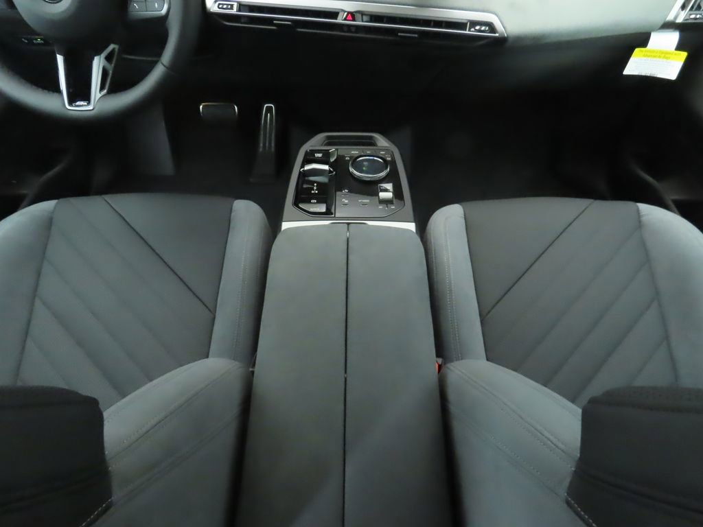 New 2026 BMW iX xDrive45 w/ M Sport Package image 17