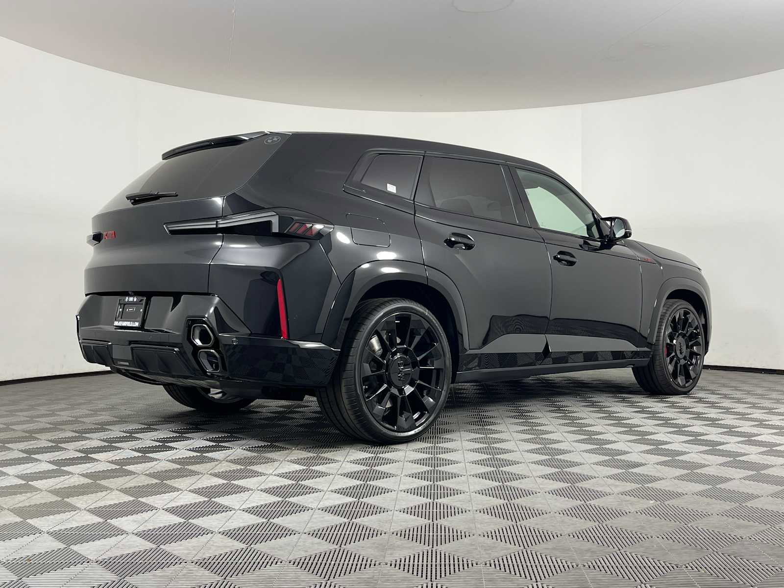 New 2026 BMW XM Label Red image 11