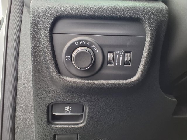 New 2027 Jeep Grand Cherokee Laredo X AWD/4WD image 21