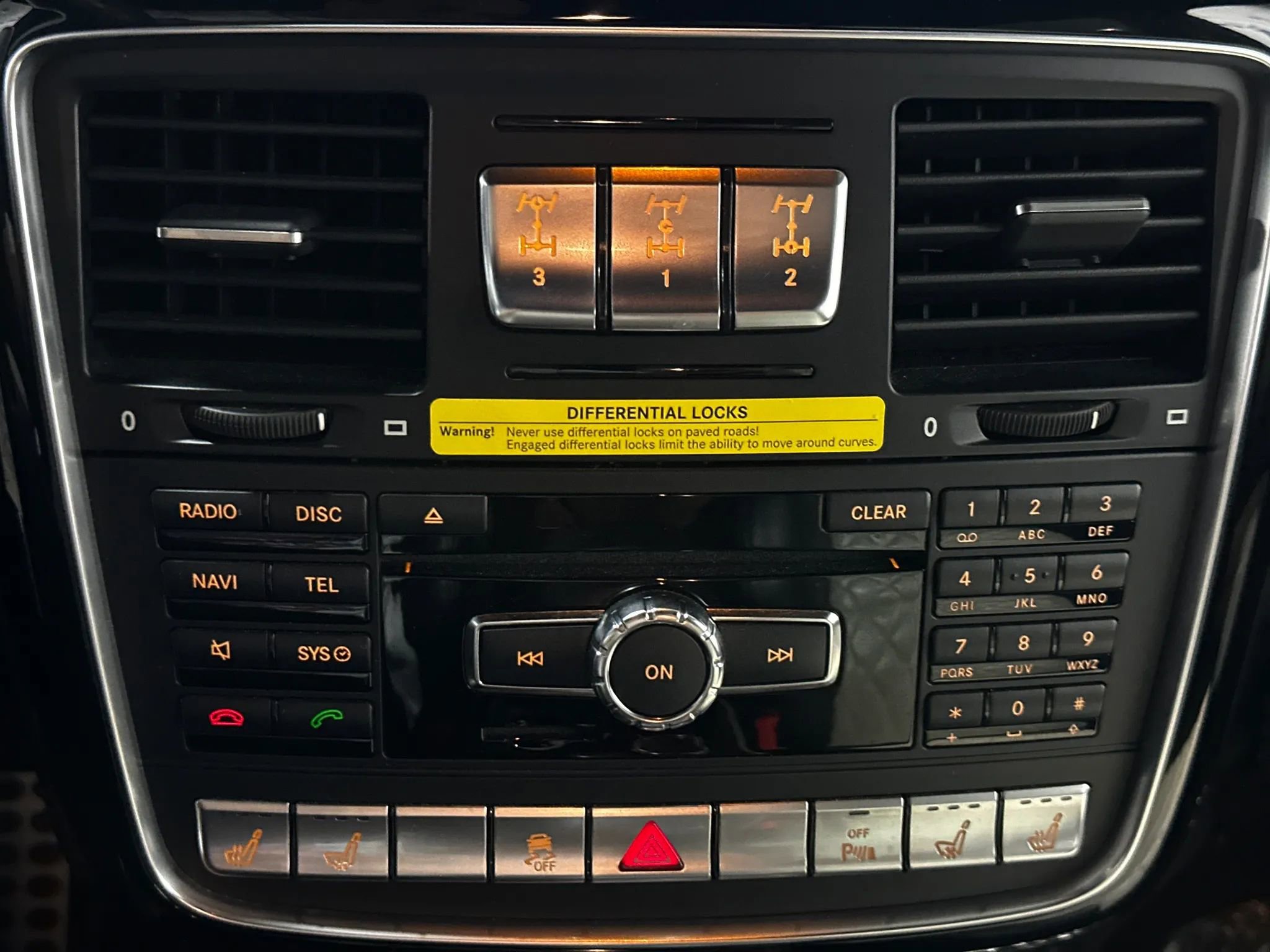 Used 2016 Mercedes-Benz G 65 AMG 4MATIC image 42