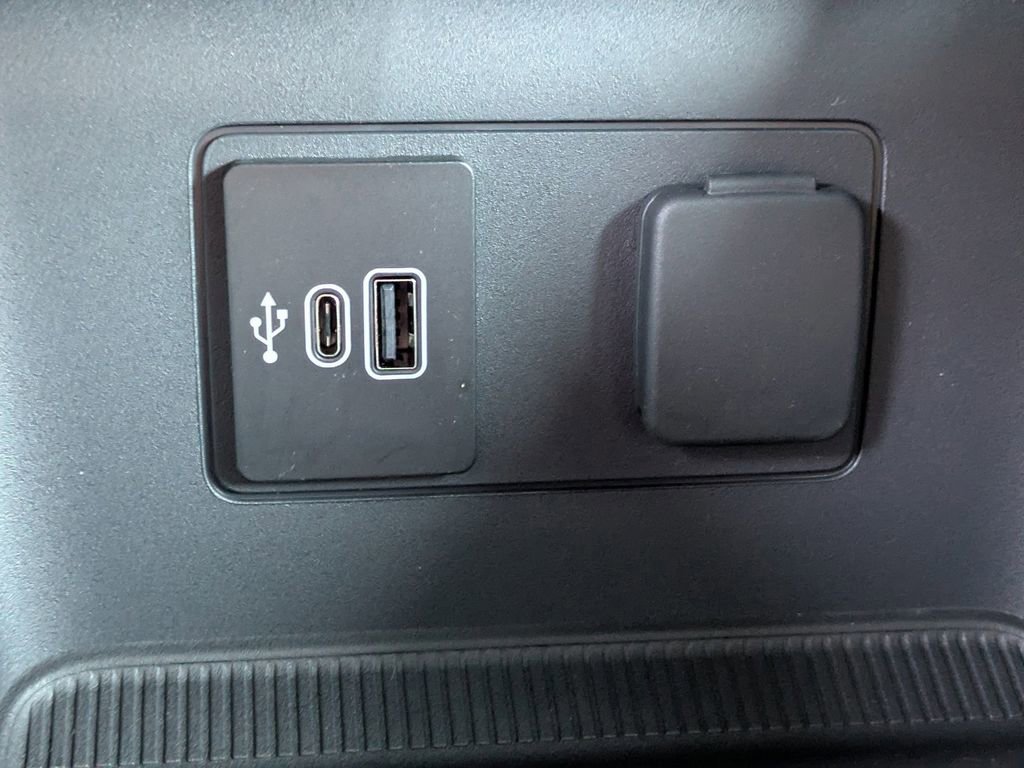 New 2026 Ford Explorer ST image 28