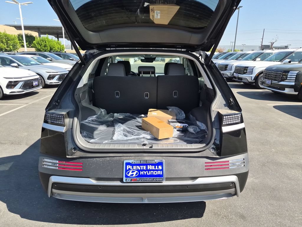 New 2026 Hyundai Ioniq 5 SEL RWD image 32