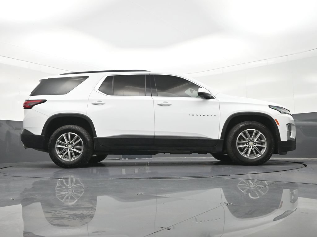 Used 2023 Chevrolet Traverse LT FWD image 29