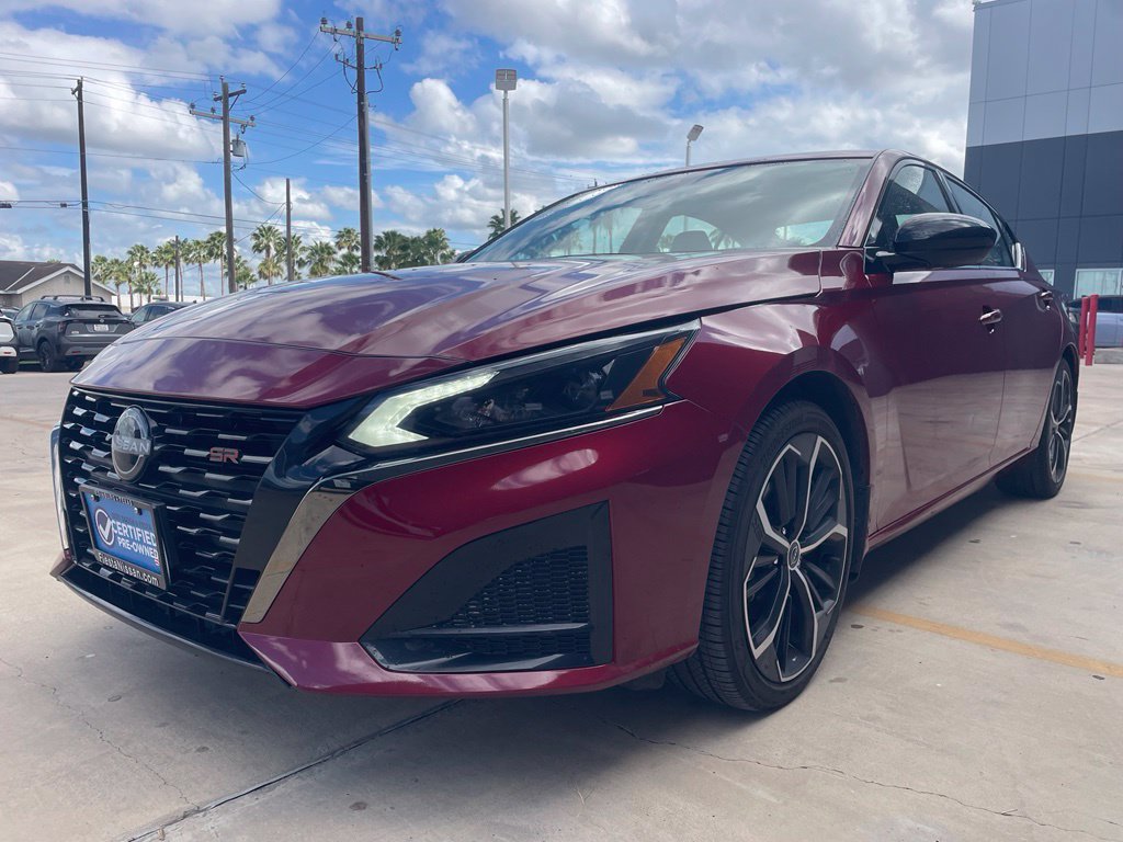 Used 2024 Nissan Altima 2.5 SR FWD image 5