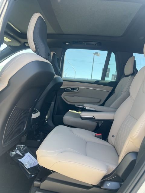 New 2026 Volvo XC90 B6 Plus w/ Protection Package image 23