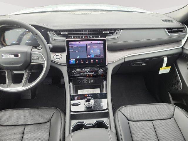 New 2025 Jeep Grand Cherokee L Limited w/ Luxury Tech Group II image 11