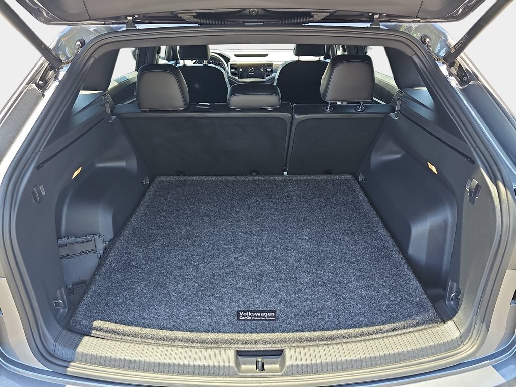 Used 2023 Volkswagen Atlas Cross Sport SE AWD/4WD image 13