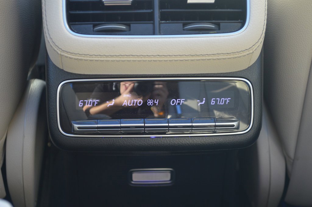 Certified 2023 Mercedes-Benz GLS 450 4MATIC image 39