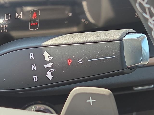 New 2025 Buick Envision Sport Touring image 16