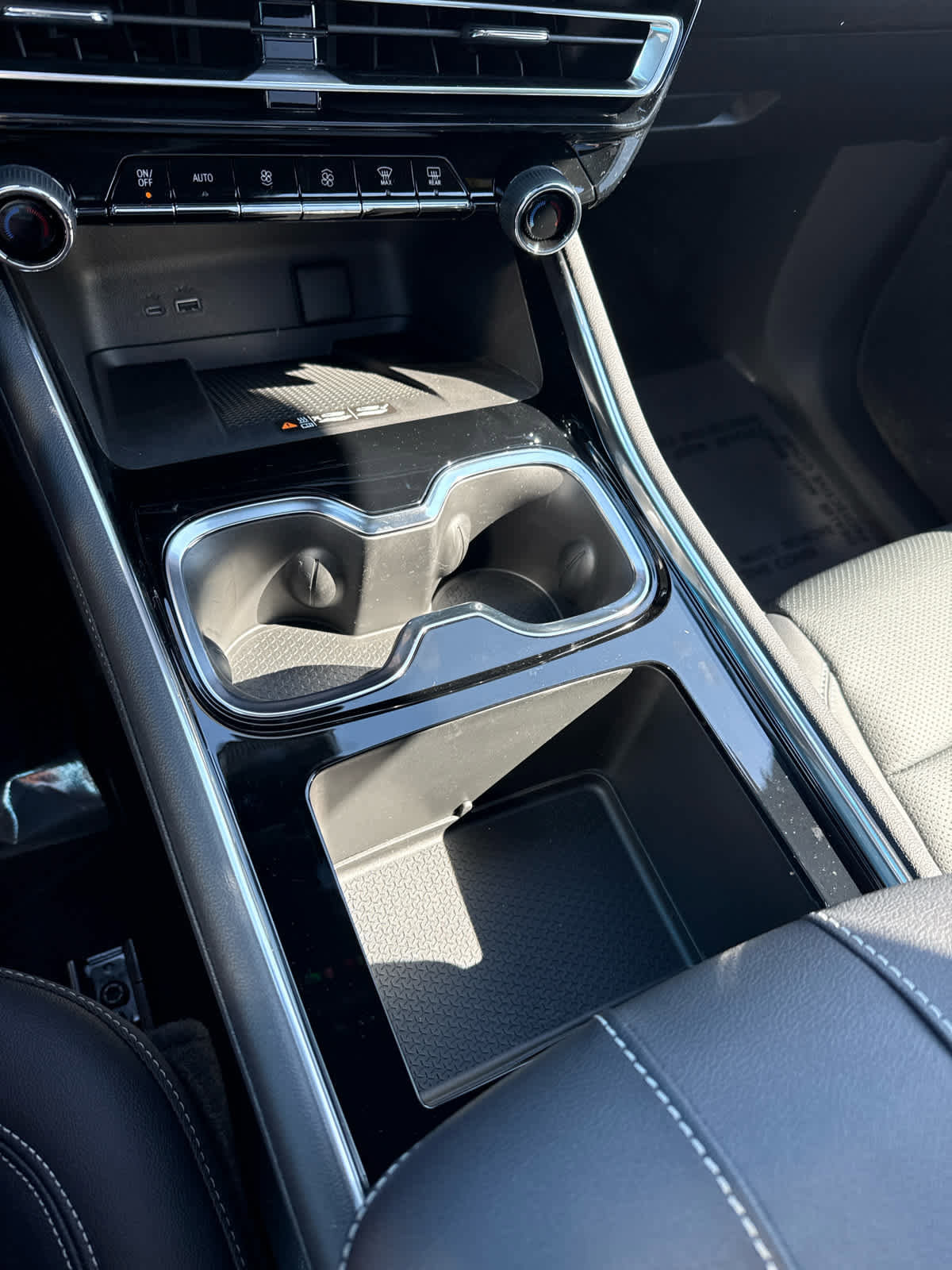 New 2026 Chevrolet Traverse LT AWD/4WD image 17