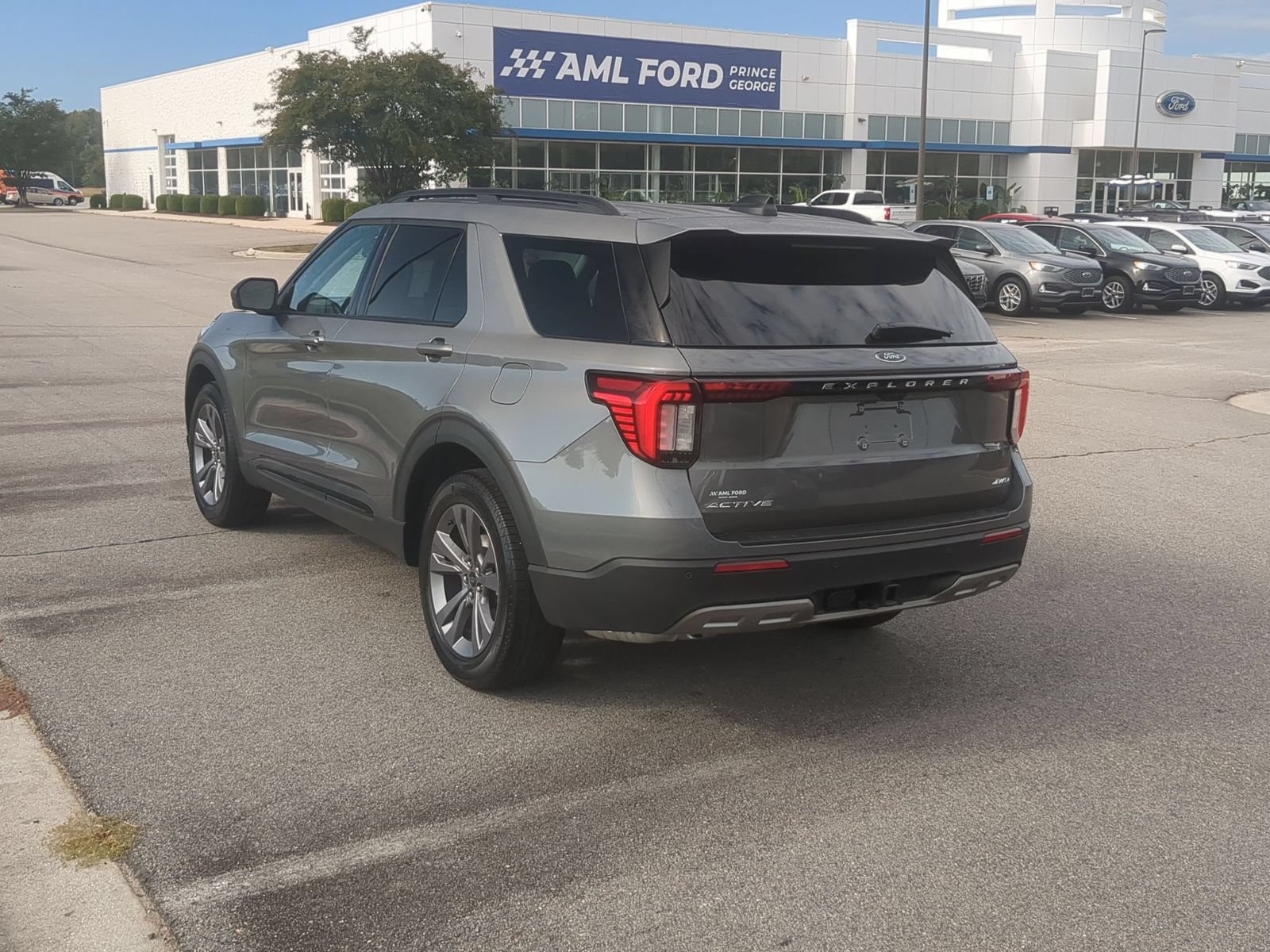 New 2026 Ford Explorer Active w/ Active Comfort Package AWD/4WD image 5