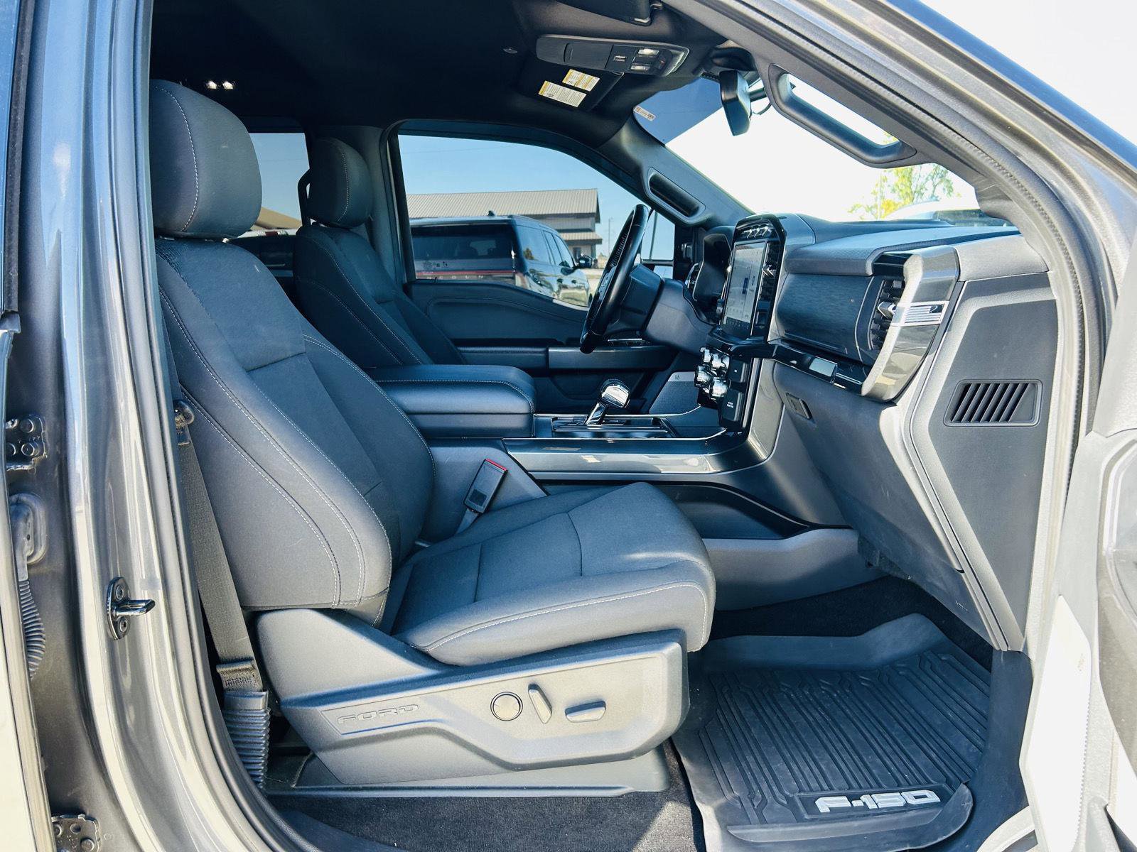 Used 2022 Ford F150 XLT w/ Equipment Group 302A High image 33