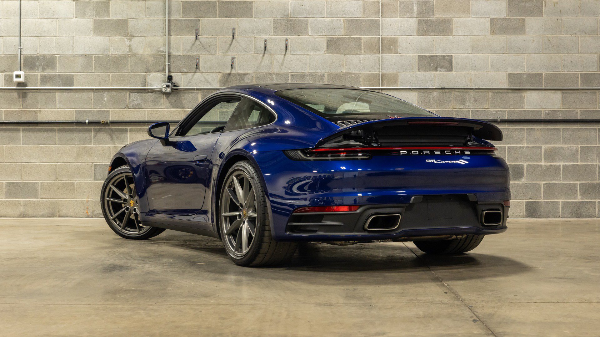 Used 2020 Porsche 911 Carrera w/ Premium Package RWD image 6