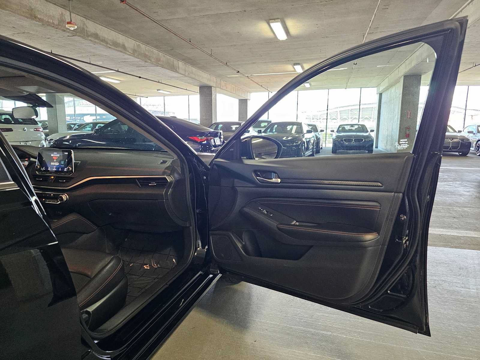 Used 2022 Nissan Altima 2.5 SR AWD/4WD image 31