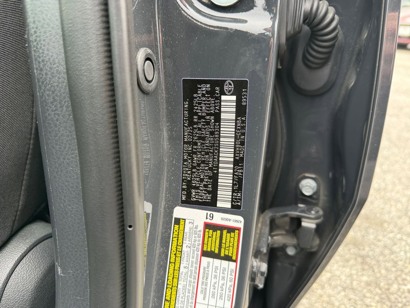 Used 2025 Toyota Camry LE image 29