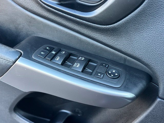 Used 2022 Jeep Cherokee Latitude Lux w/ Sun & Sound Group AWD/4WD image 13