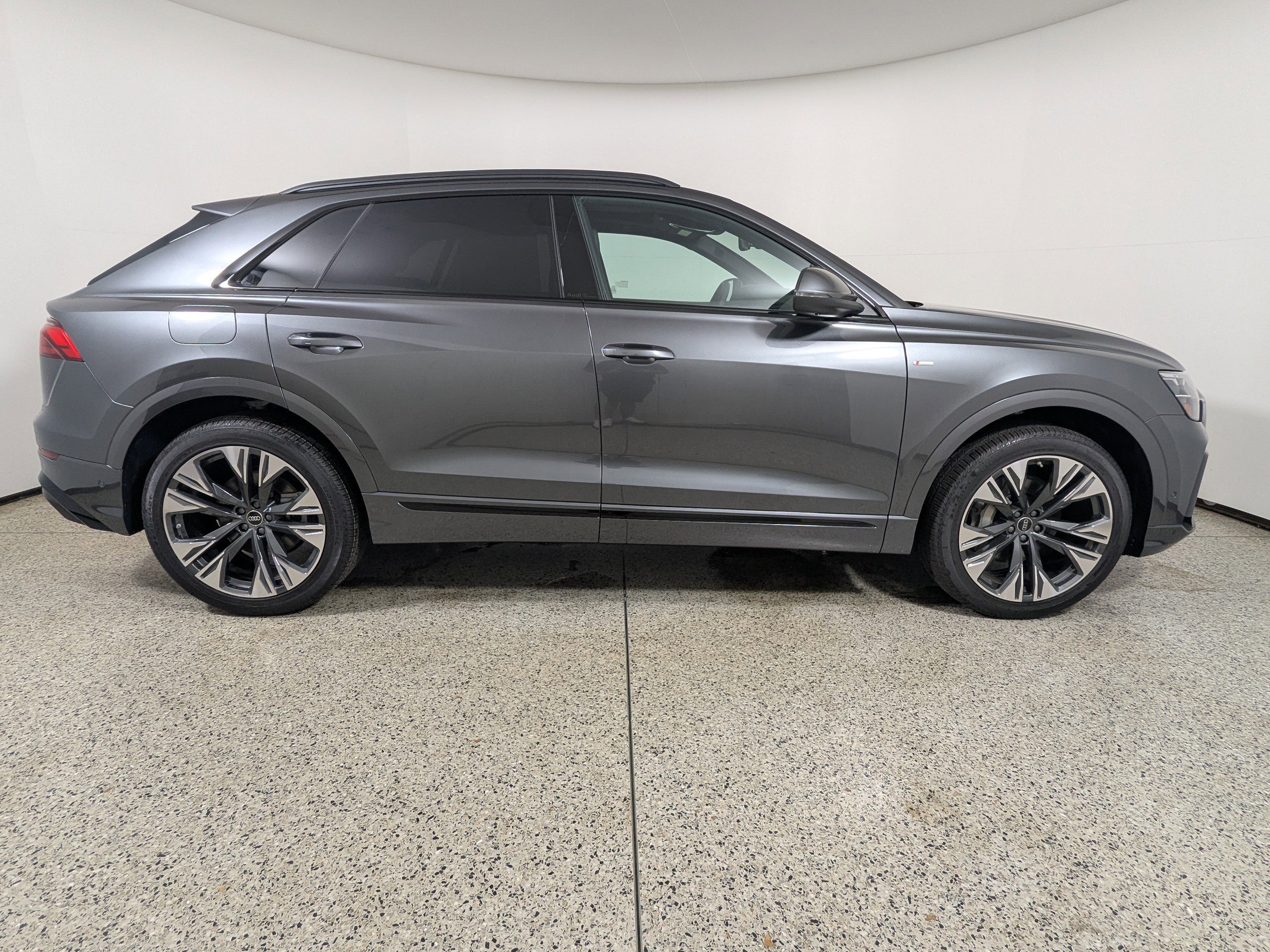New 2026 Audi Q8 Premium Plus image 8