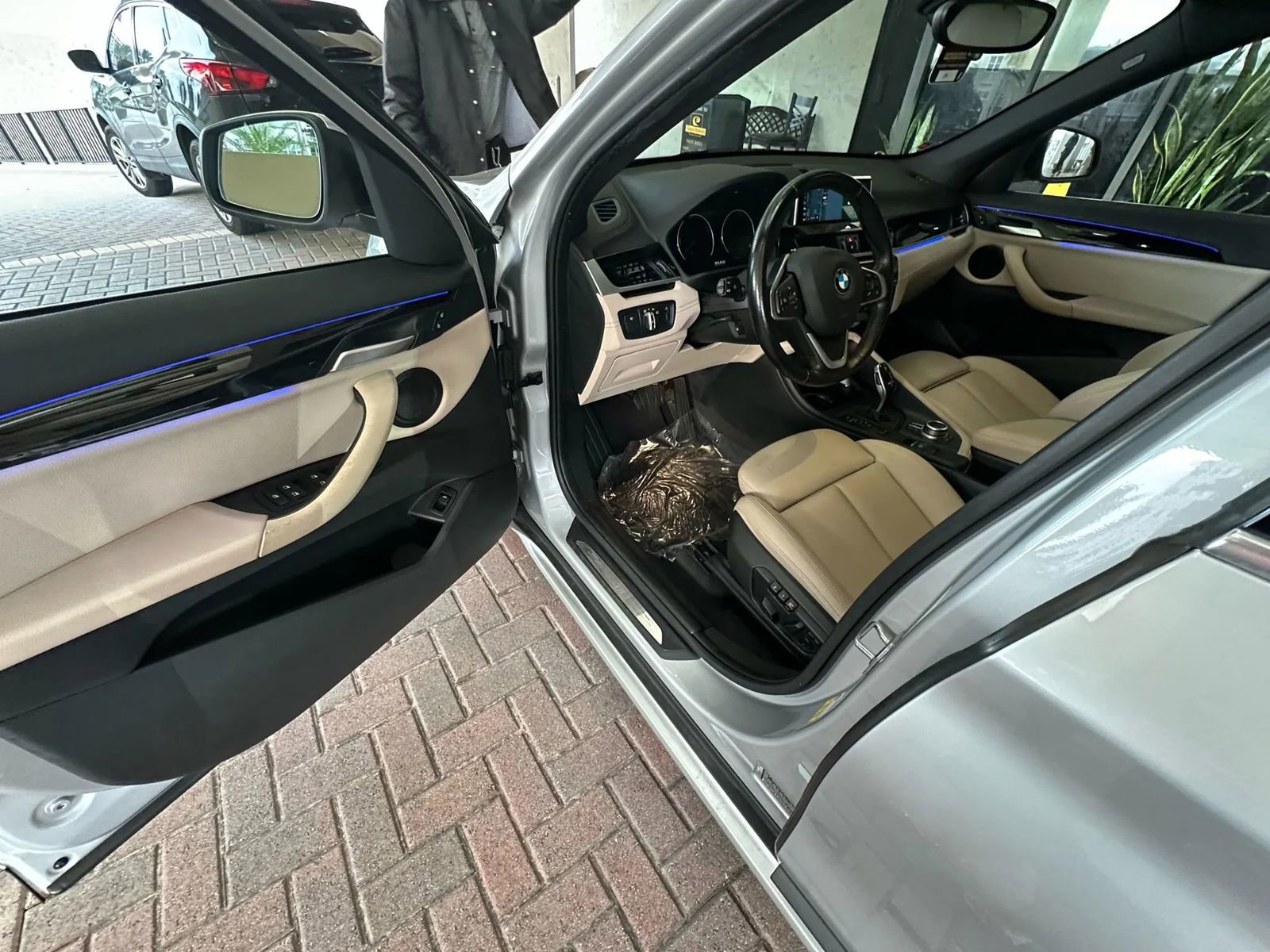 Used 2020 BMW X1 sDrive28i w/ Convenience Package image 17